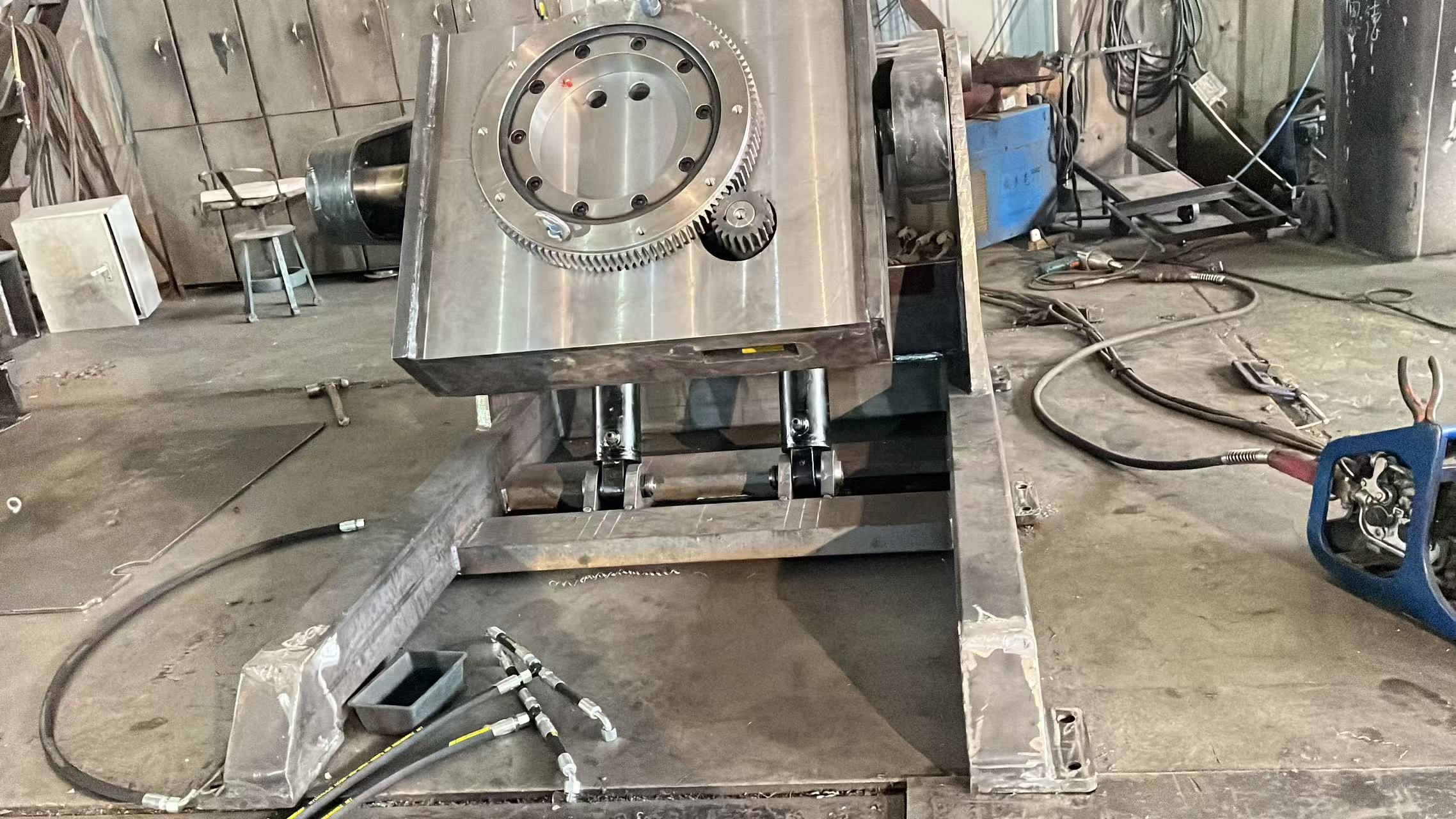 heavy-capacity positioning equipment